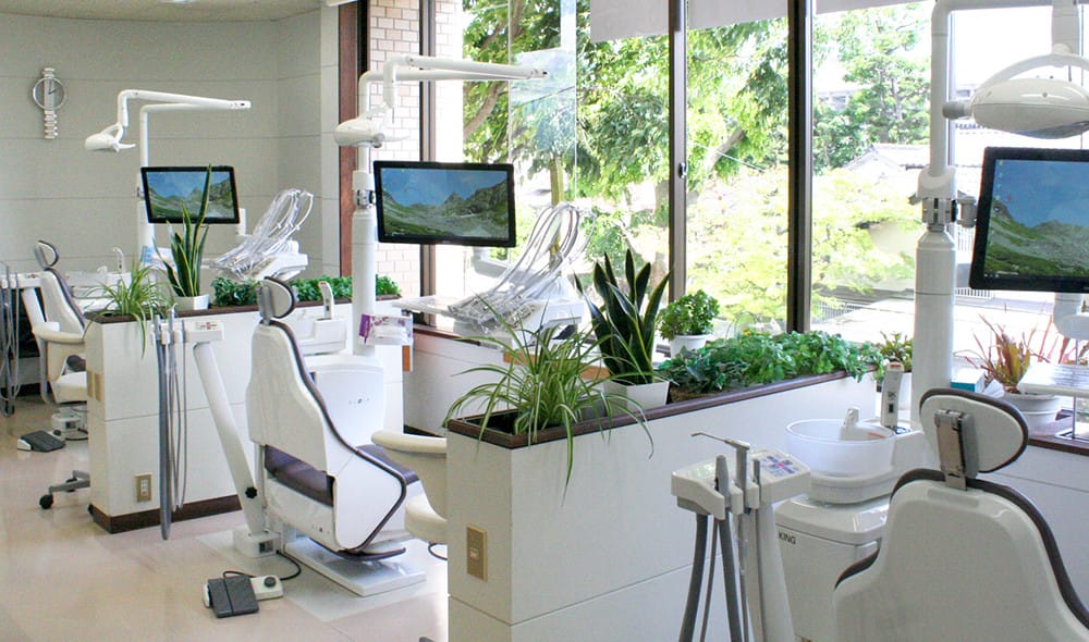安心して治療を受けていただける「技術」と「環境」を整えています。一般歯科　口腔外科 林歯科医院
